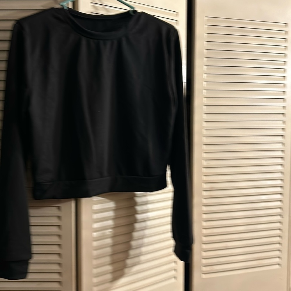 Top black new